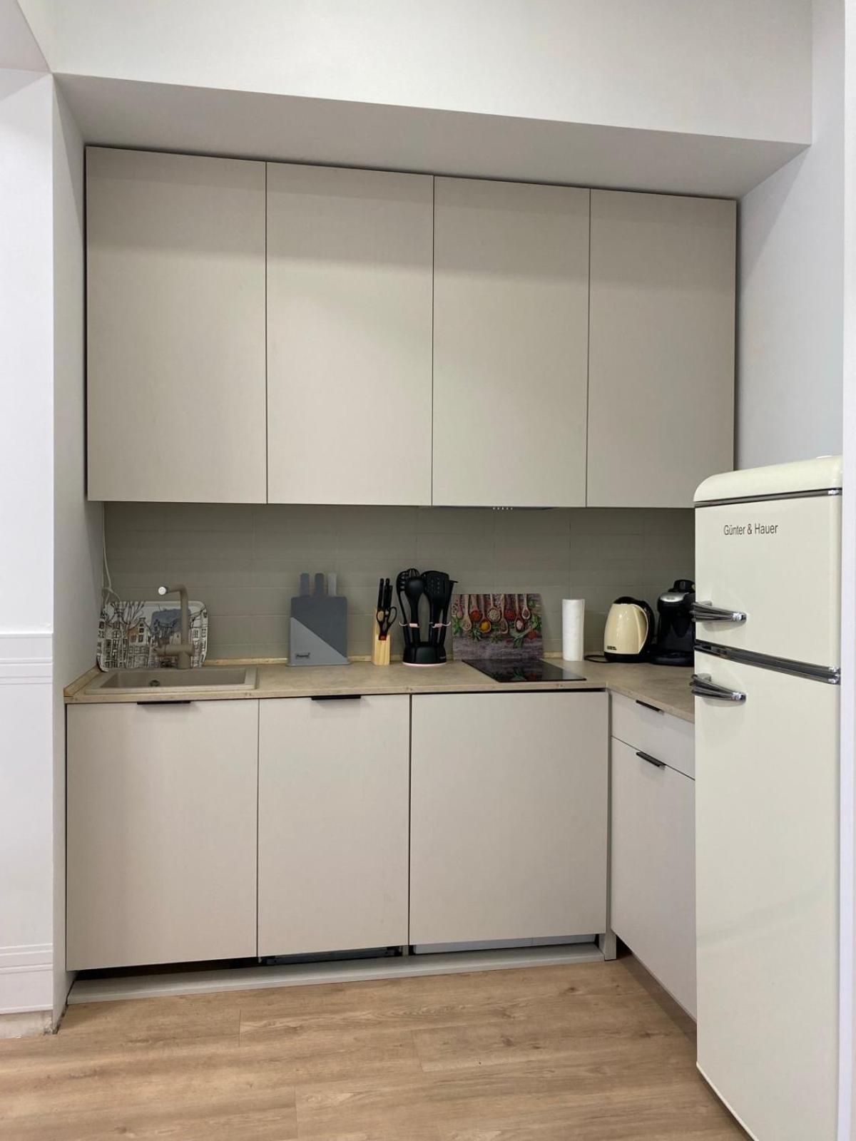 3 Bedrooms Apartment On Nasypna 3 Львов Экстерьер фото